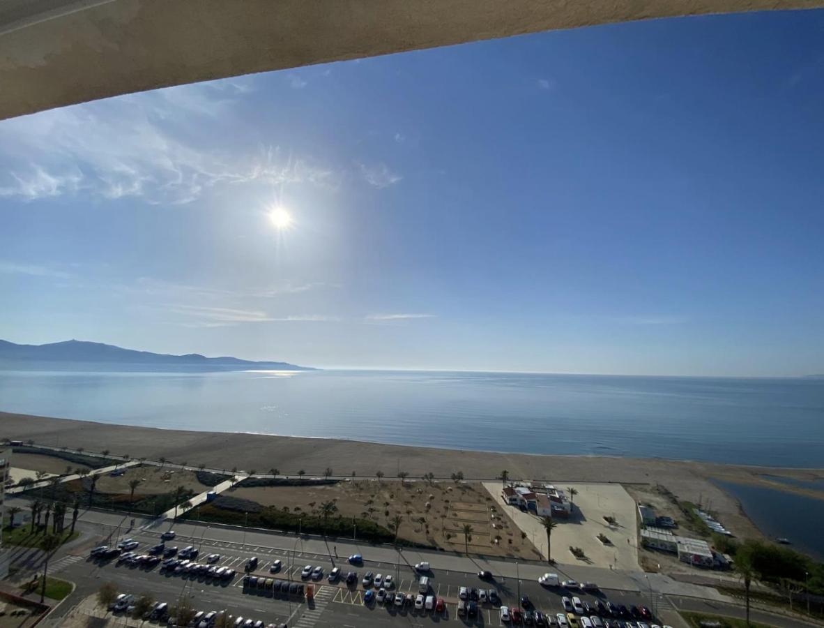 Manhattan Apartment Empuriabrava Esterno foto